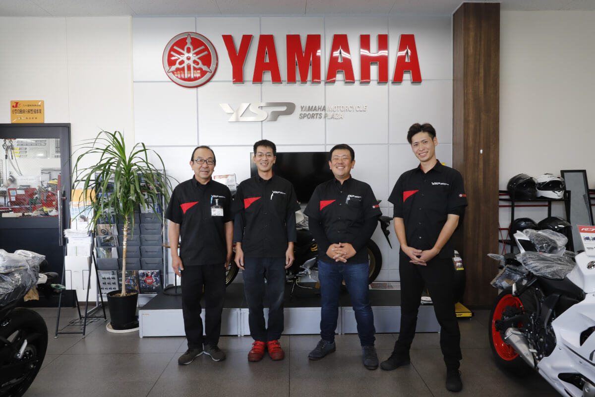 スタッフ情報