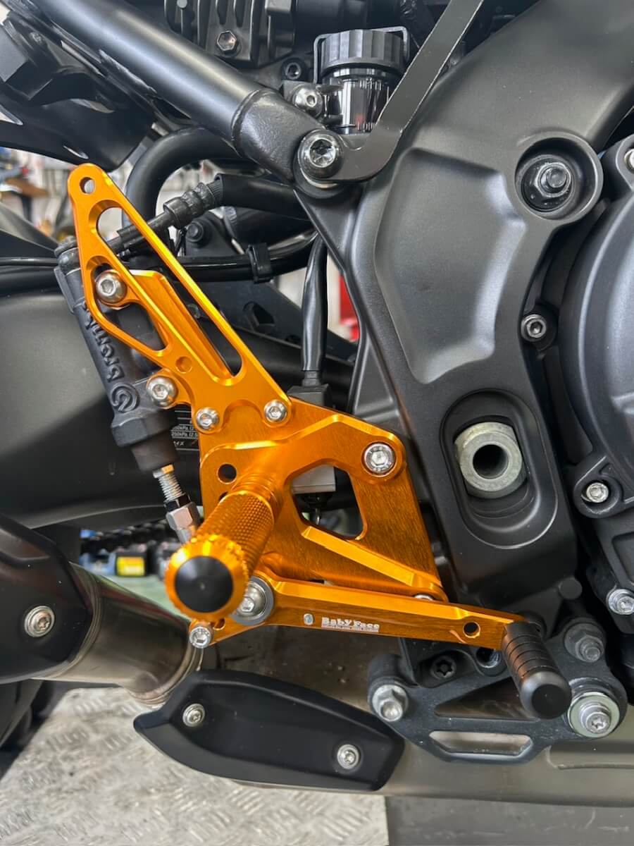 ☆XSR900にバックステップ取付けしました☆